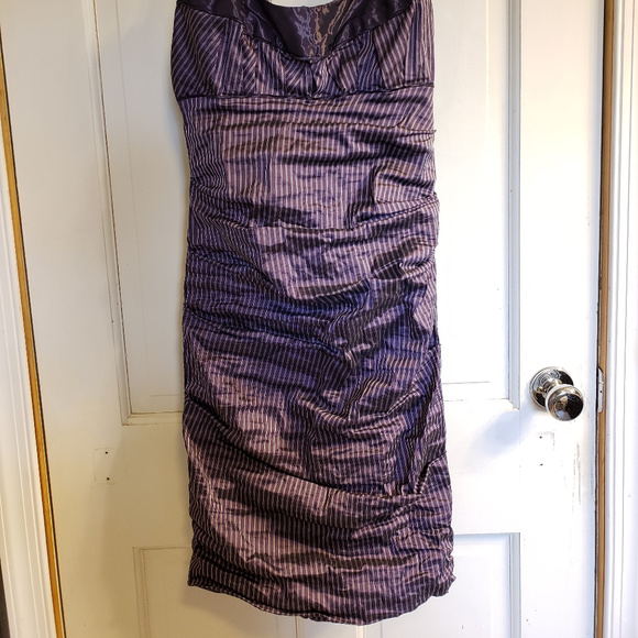 Nicole Miller Techno Metal Cocktail Sheath Dress - Picture 4 of 4